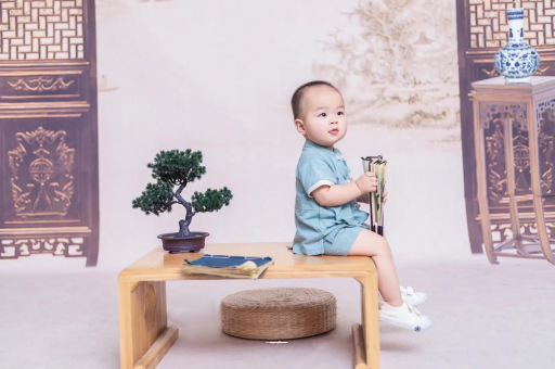 凉山宝宝吃迷糊奶如何纠正